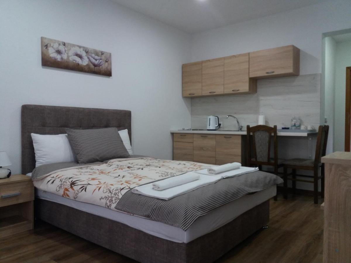 Apartments Karic Aerodrom Tuzla Dubrave Gornje Exterior photo