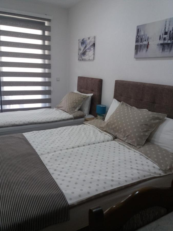 Apartments Karic Aerodrom Tuzla Dubrave Gornje Exterior photo