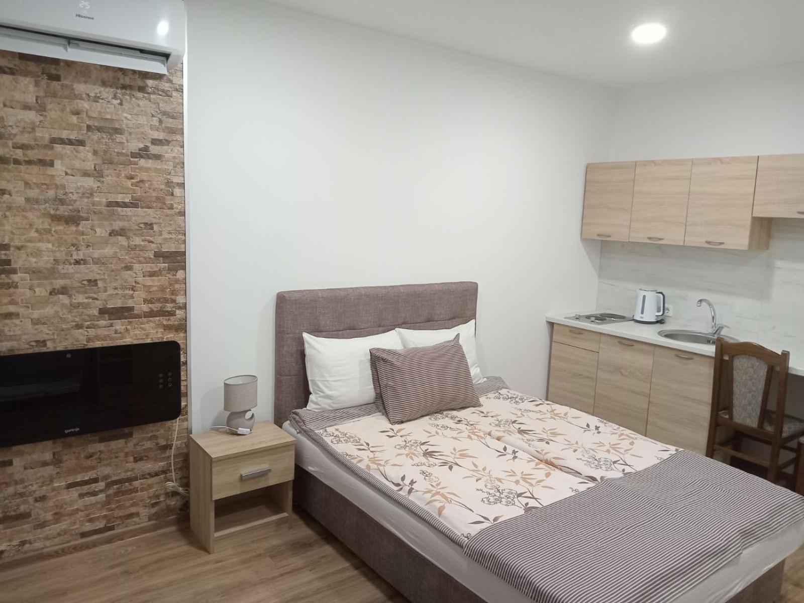 Apartments Karic Aerodrom Tuzla Dubrave Gornje Exterior photo